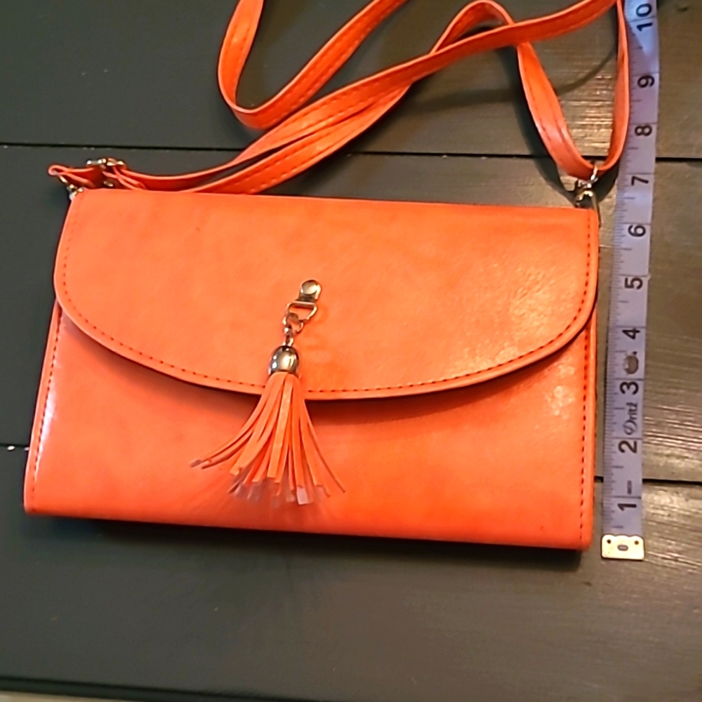 Spring Crossbody Purse Bundle (3) - Picture 8 of 15